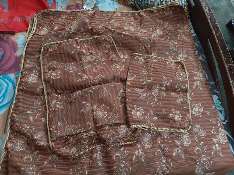Bedsheets + Deriyan 1