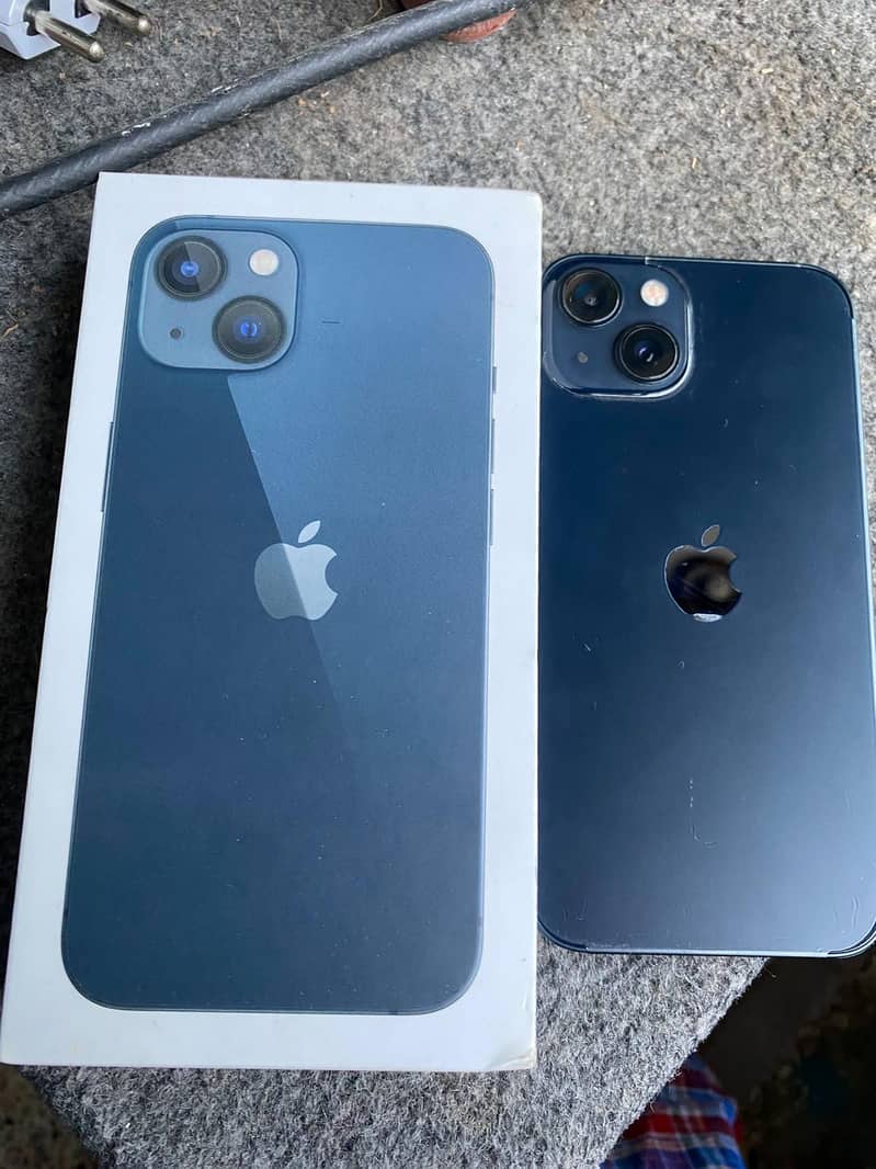 Apple iPhone 13 1