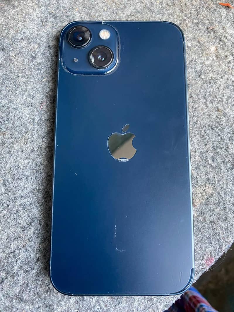 Apple iPhone 13 2