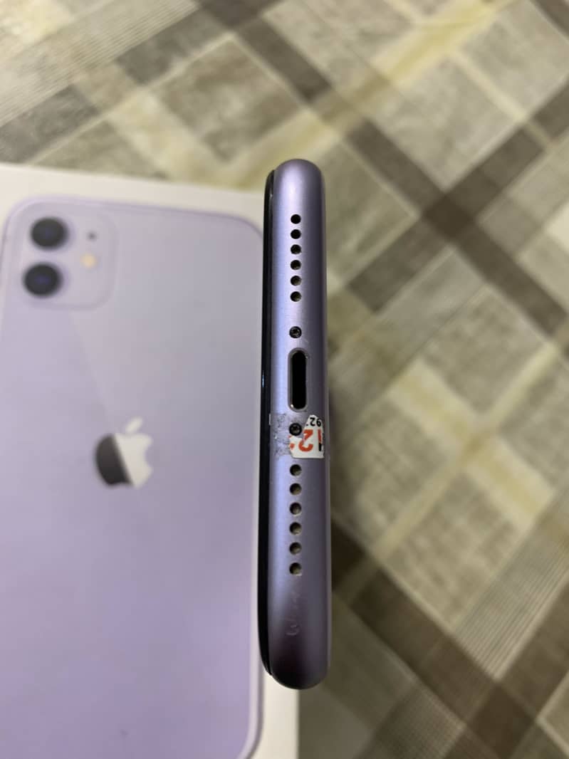 Apple iPhone 11 6