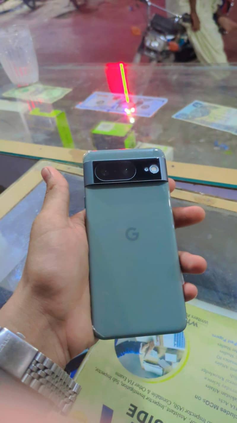 Google Pixel 8 0