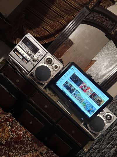 aiwa Soundsystem with Dell All in one 27 inch computer