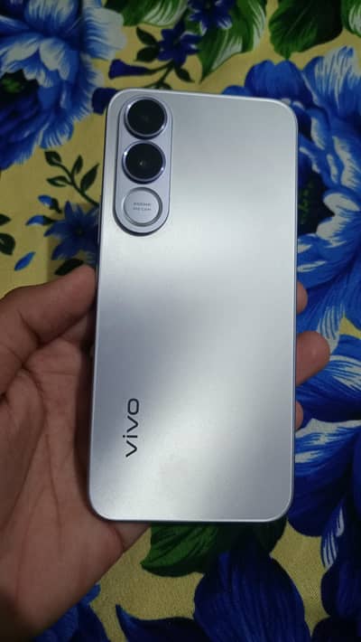 Vivo V70 FE 5G