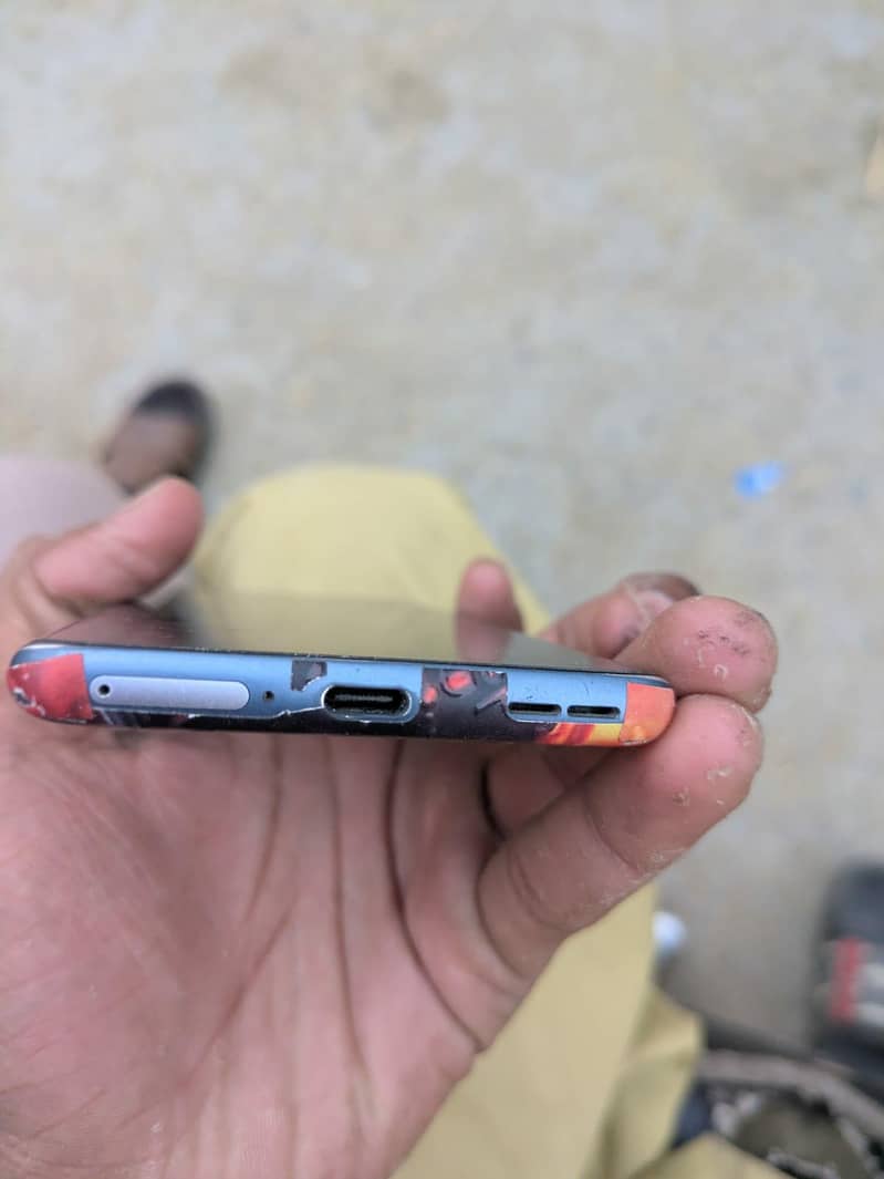 One Plus 8 5