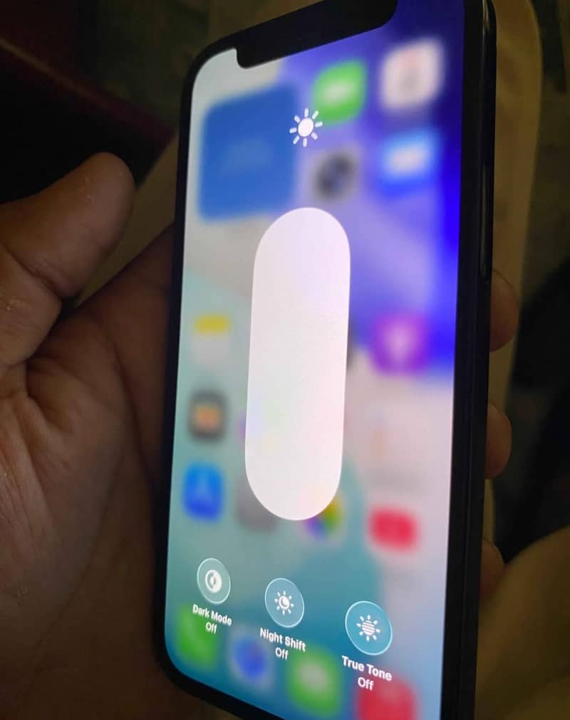 Apple iPhone 12 6