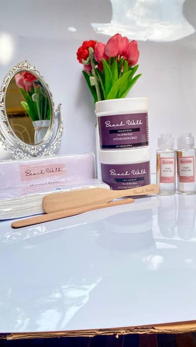​Brand New Beach Walk Wax & Glow Kit - Full Set For Sale
