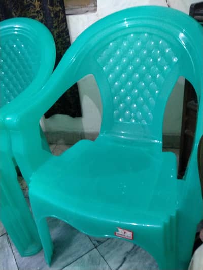 1 chair