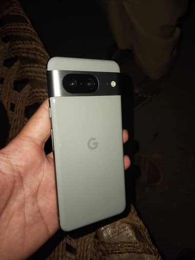 Google Pixel 8