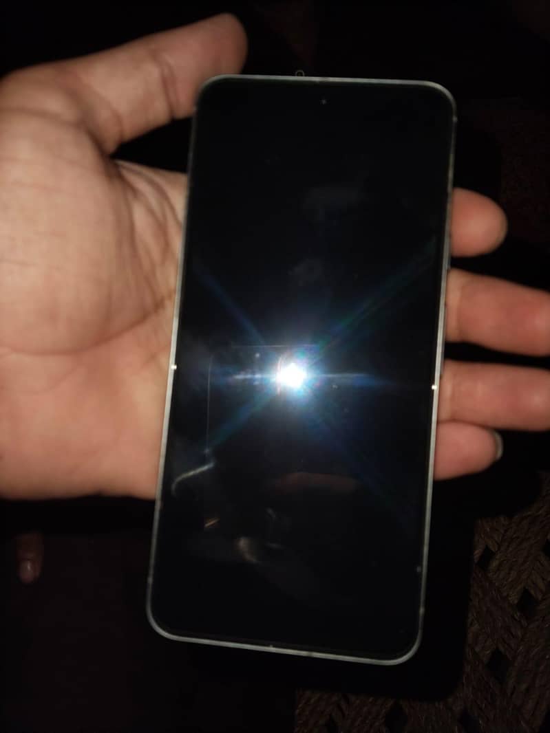 Google Pixel 8 2