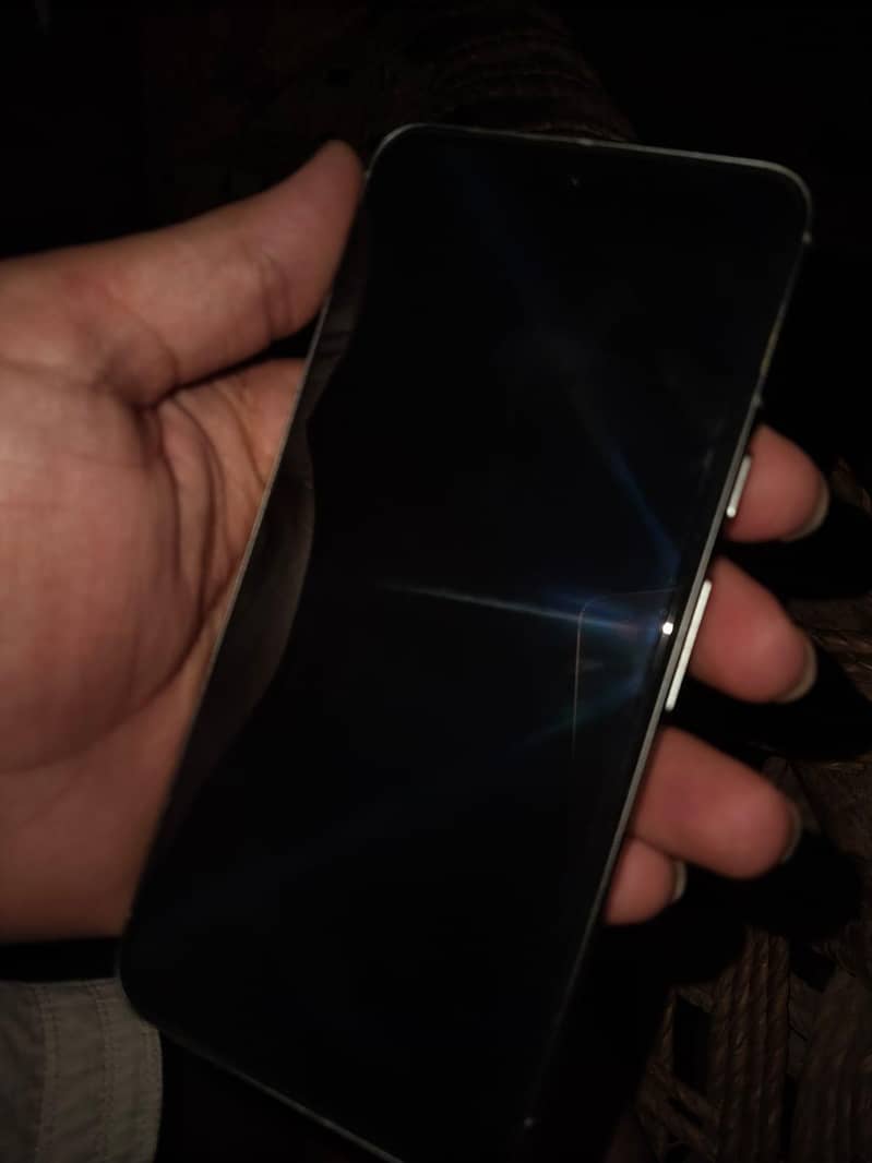 Google Pixel 8 3