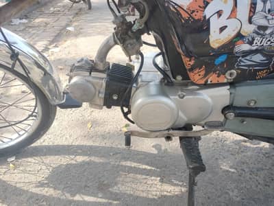 DHOOM bike 11 MoDEL Condition ky pesy Hain