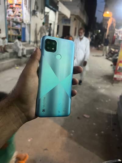 Realme C21