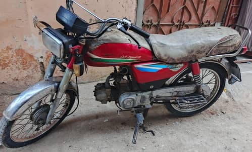 Honda CD 70 2016 sell urgent current location north karachi sector 1