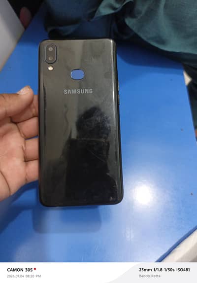 samsung Galaxy a10s for sail 2gb 32gb