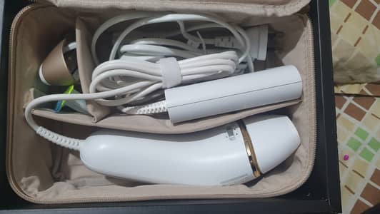 Braun Silk-expert Pro5 IPL laser hair removal machine.