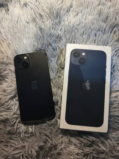 Apple iPhone 13