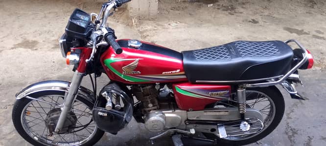 Fully Genuine Honda 125 2014 model, Good Condition, No work required