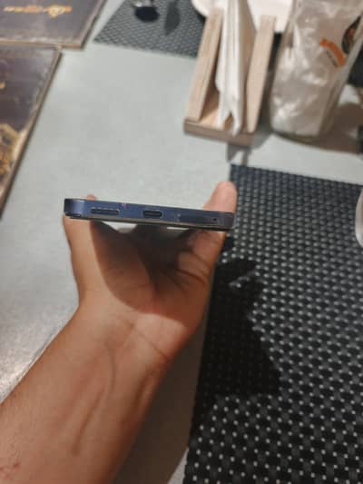 Vivo Y100