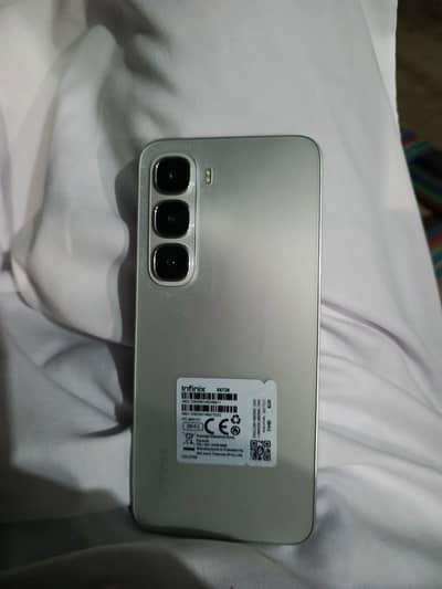 Infinix hot 60i 8+8/256