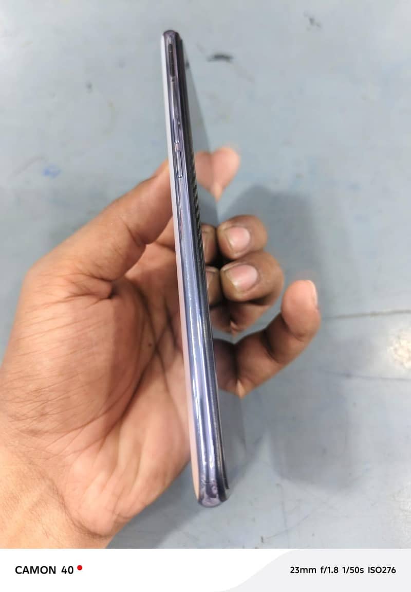 OPPO A95 0