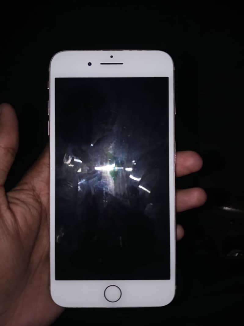Apple iPhone 8 Plus 2