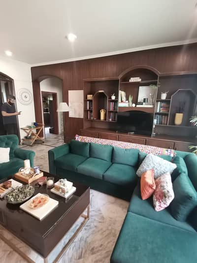 1 KANAL UPPER PORTON AVAILABLE FOR RENT IN DHA PHASE 1 ,