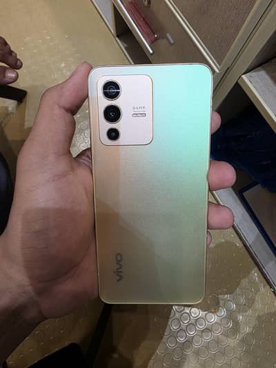 Vivo V23
