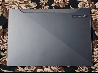 ASUS ROG ZEPHYRUS M15
