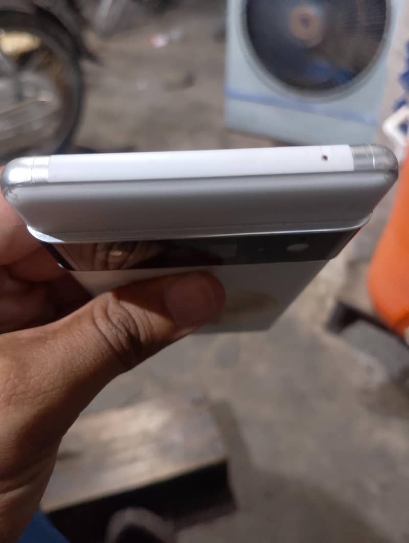 Google Pixel 6 Pro 4