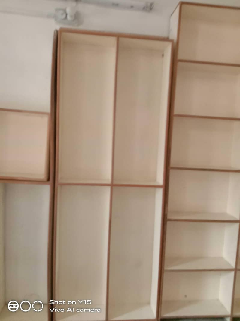 دکان کے لے الماریاں براۓ فروخت 0