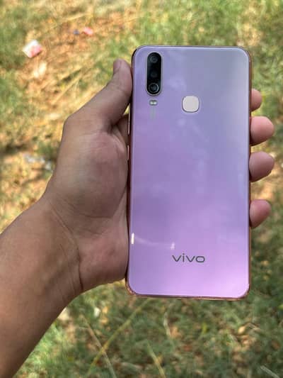 Vivo Y17