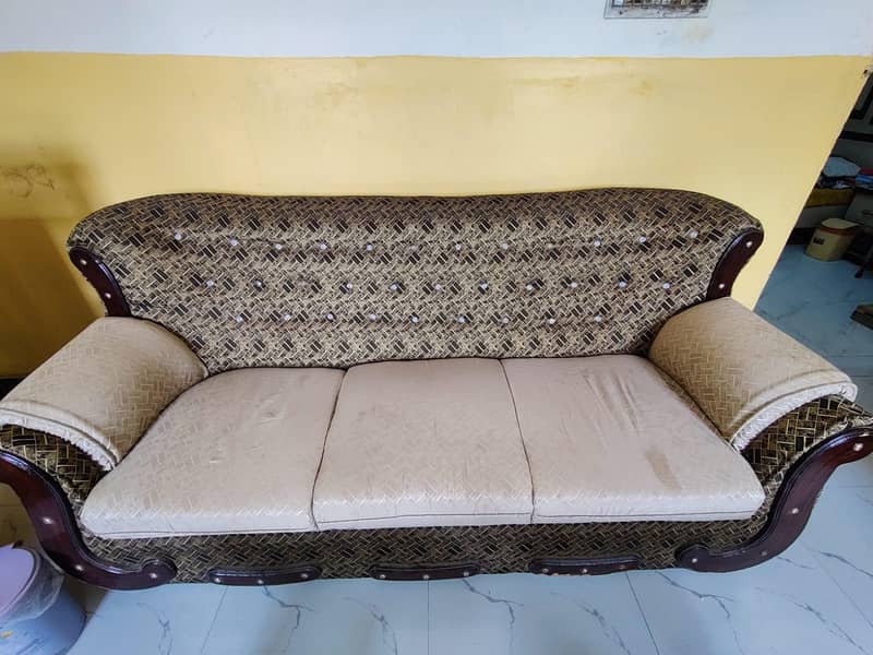 7 seaters sofa 1