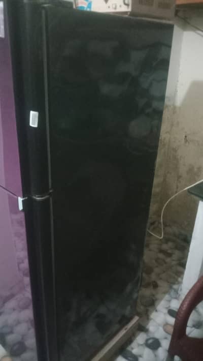 saiz mediam hai bara Lena hai bikul new halat me h