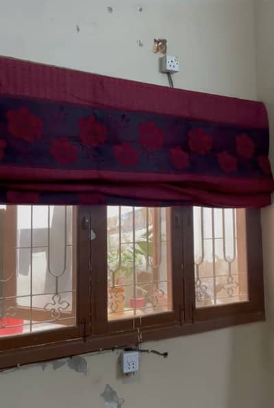 Moveable Curtains set of two, urgently sale (used)