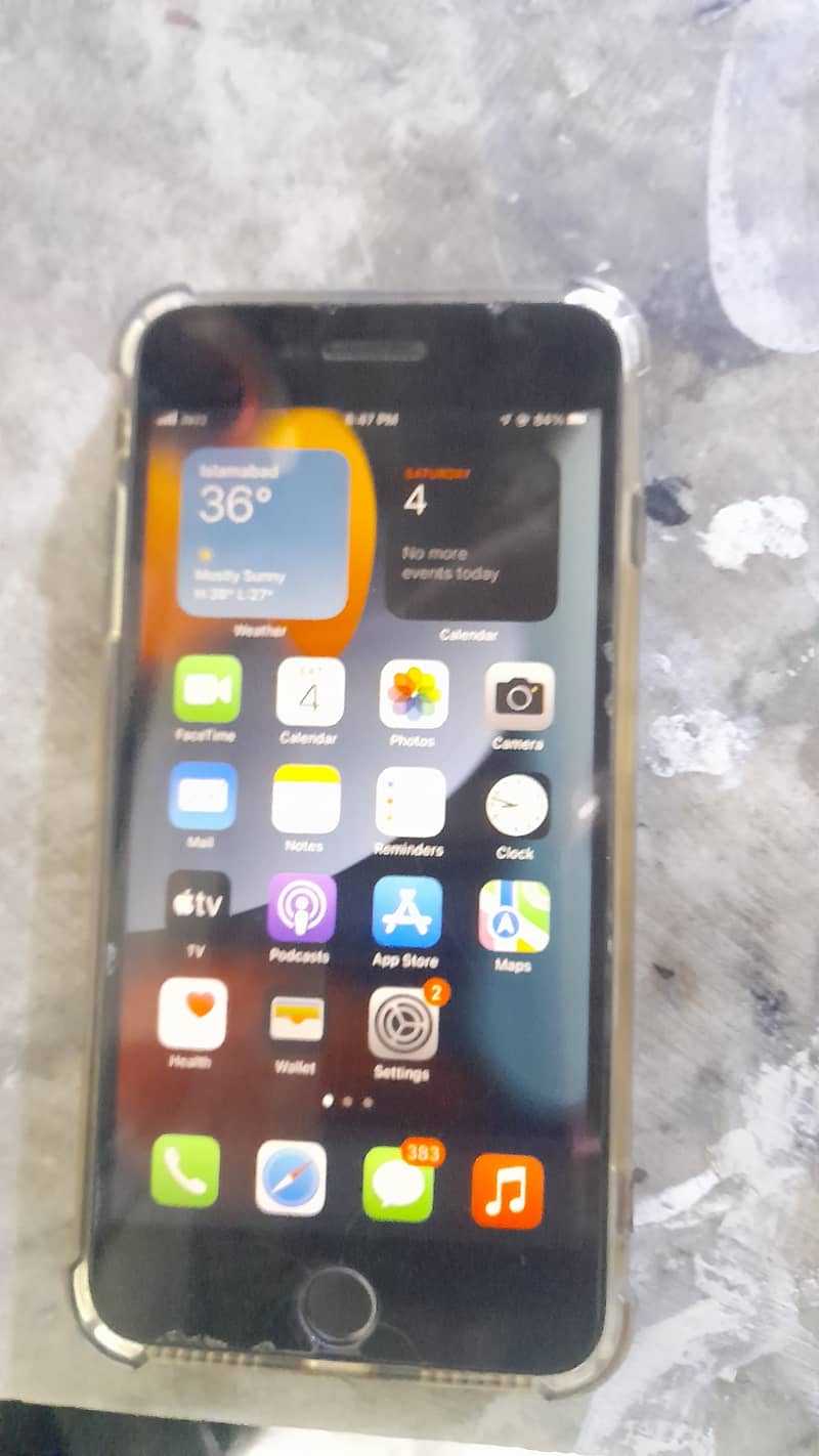 Apple iPhone 7 Plus 0