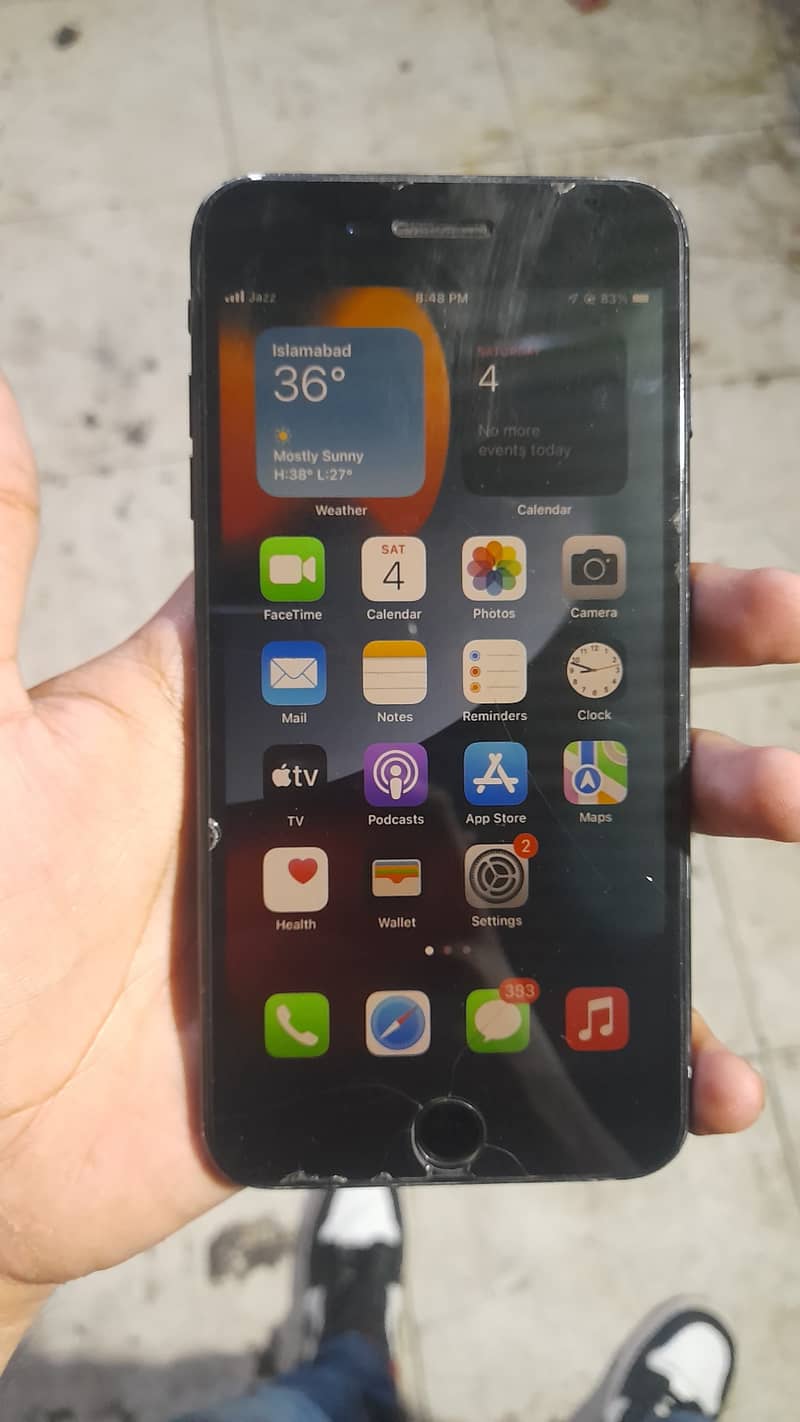 Apple iPhone 7 Plus 1