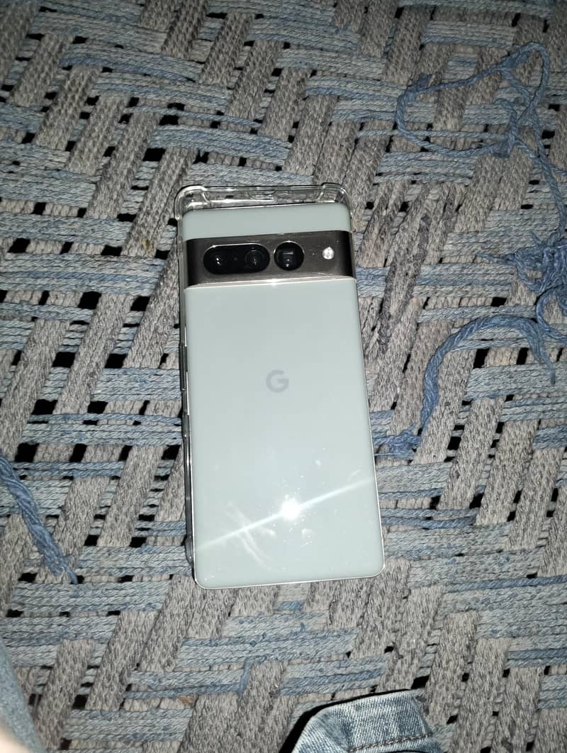 Google Pixel 7 Pro 0