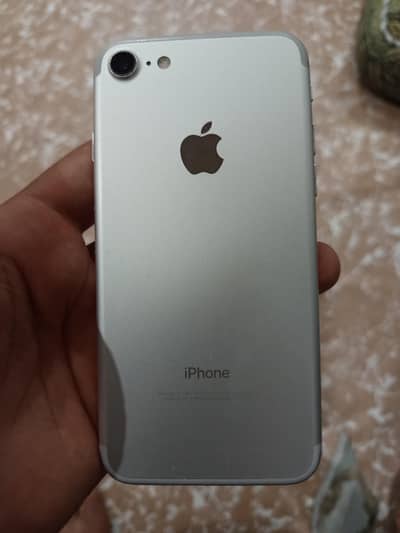 Apple iPhone 7