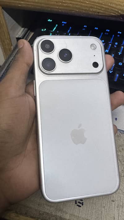 iPhone 17pro max