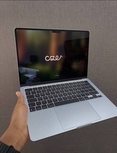 Apple MacBook Air M4 (2 Cycles)
