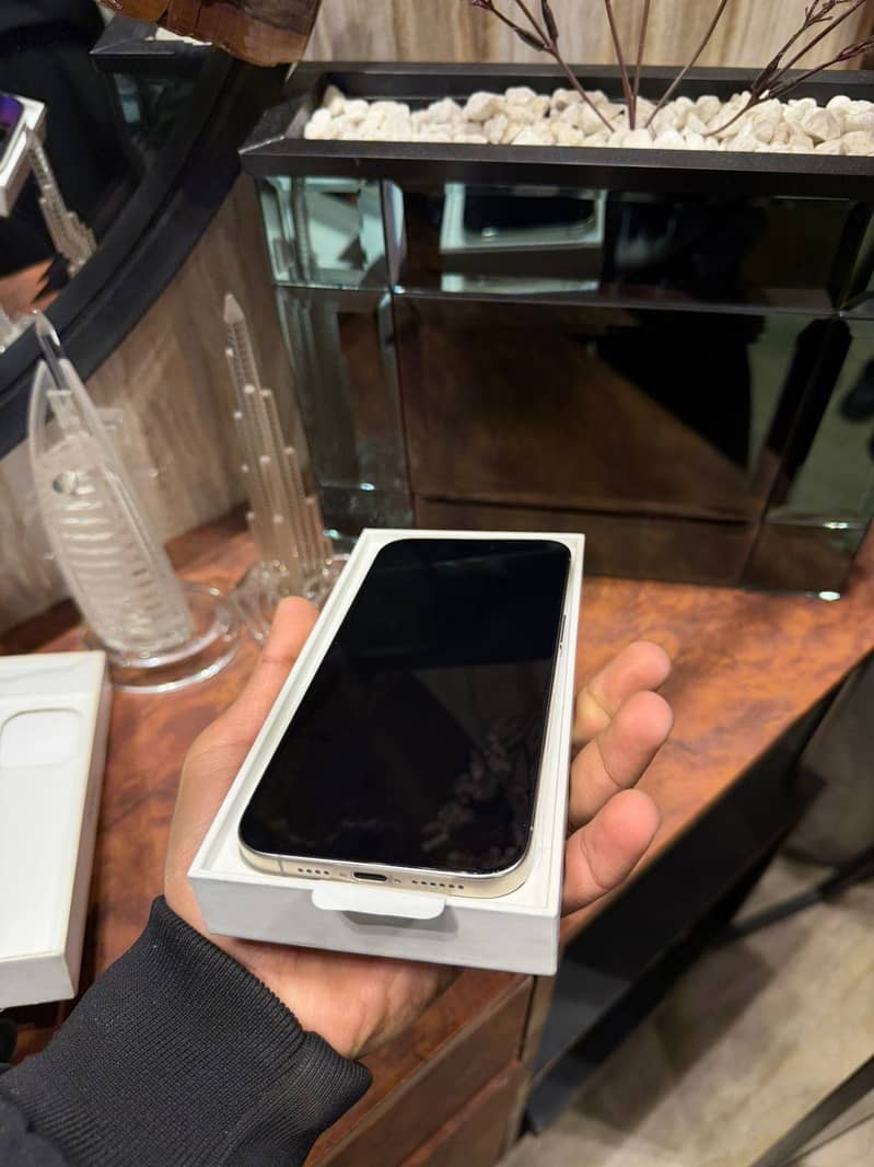 Iphone 15 Pro Max 2