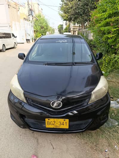 Toyota Vitz 2016