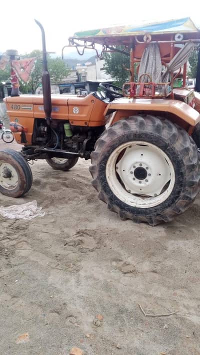 Fiat Tractor 480 with Tralli