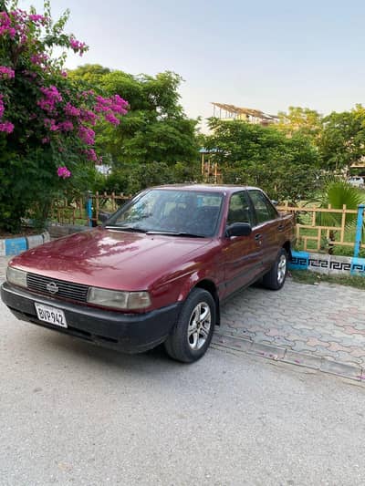 Nissan Sunny 1990