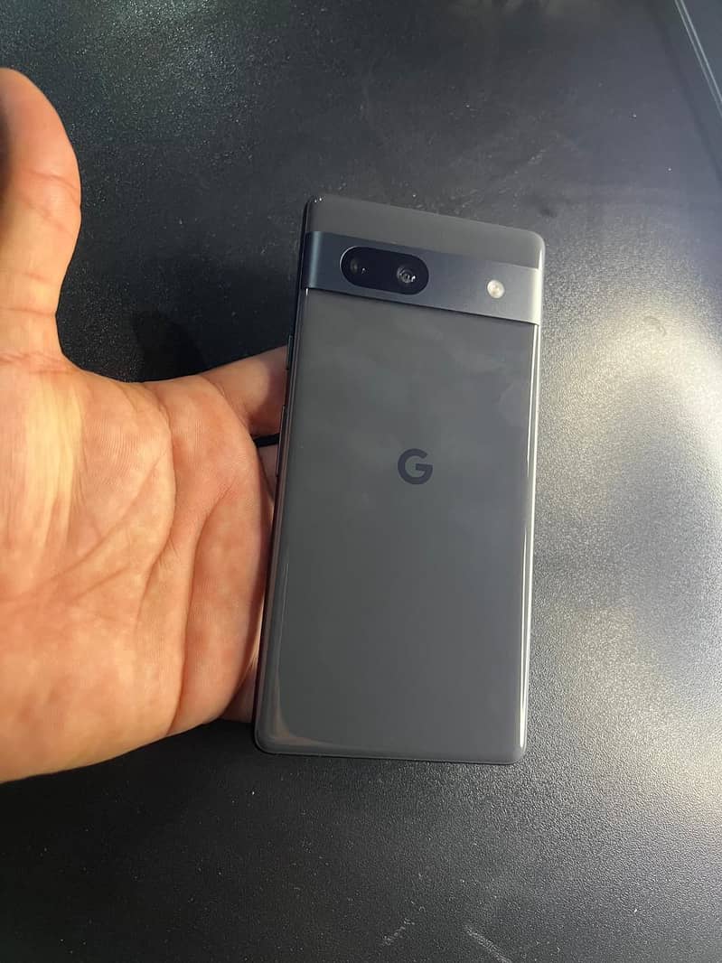 Google Pixel 7a 2