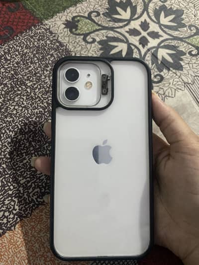 Apple iPhone 12