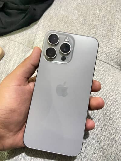 Apple iPhone 15 Pro Max