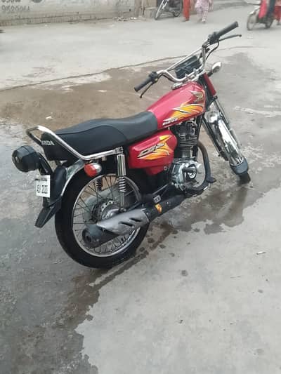 Honda CG 125 Red color Urgent Sale