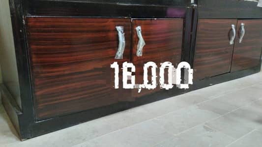 Makeup & furniture
