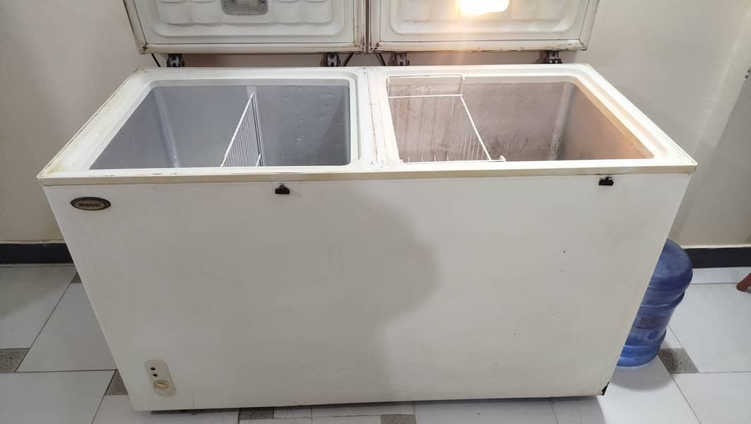 Waves deep freezer 3